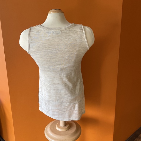 2/$20. Halston ladies, heathery creamy tan tank top\blouse in size extra small. - Picture 3 of 8